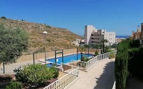 Magnificent 3 Bedroom House Close To The Beach With Community Swimming Pool